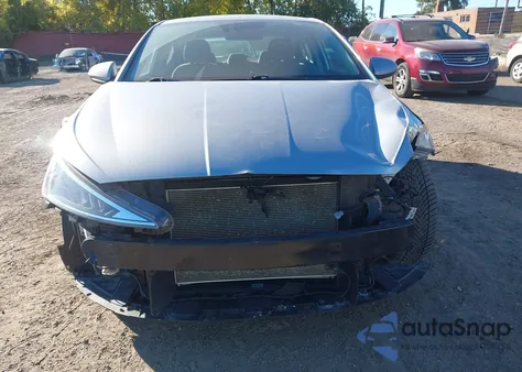 2020 Hyundai Elantra Sel from USA, damaged, VIN 5NPD84LF8LH632513